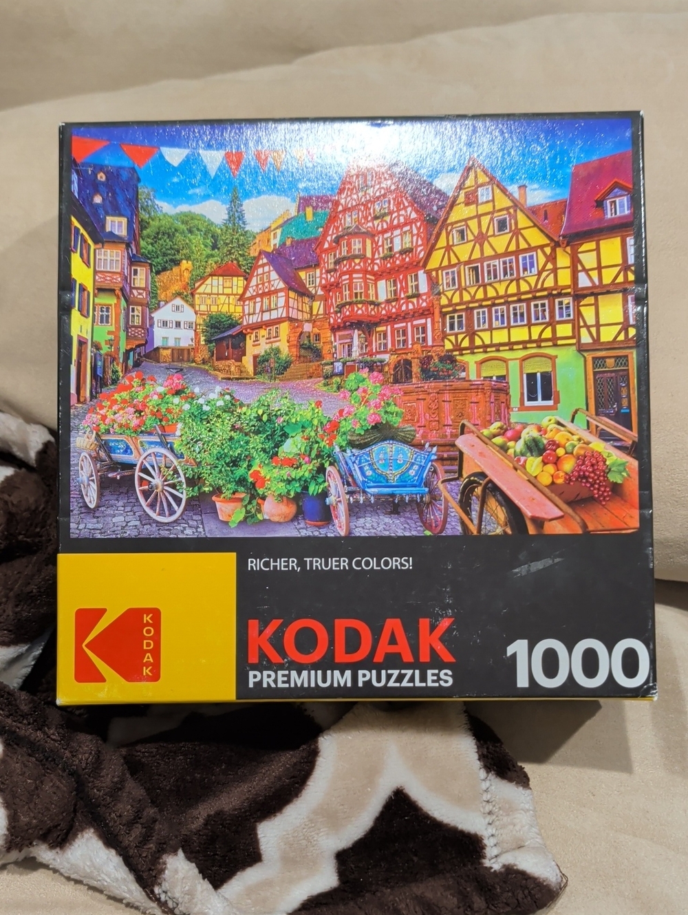 Kodak 1000-Piece Premium Puzzle - Vibrant Multicolor Houses